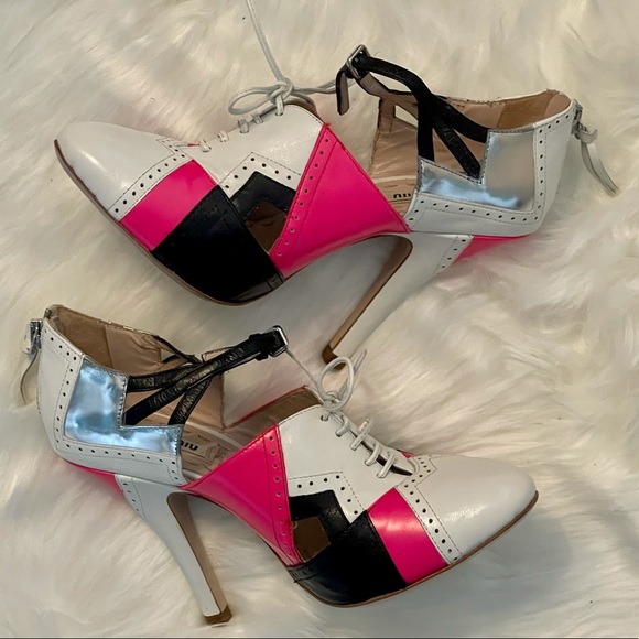 Miu Miu High Heel Booties 🖤 - Picture 6 of 11